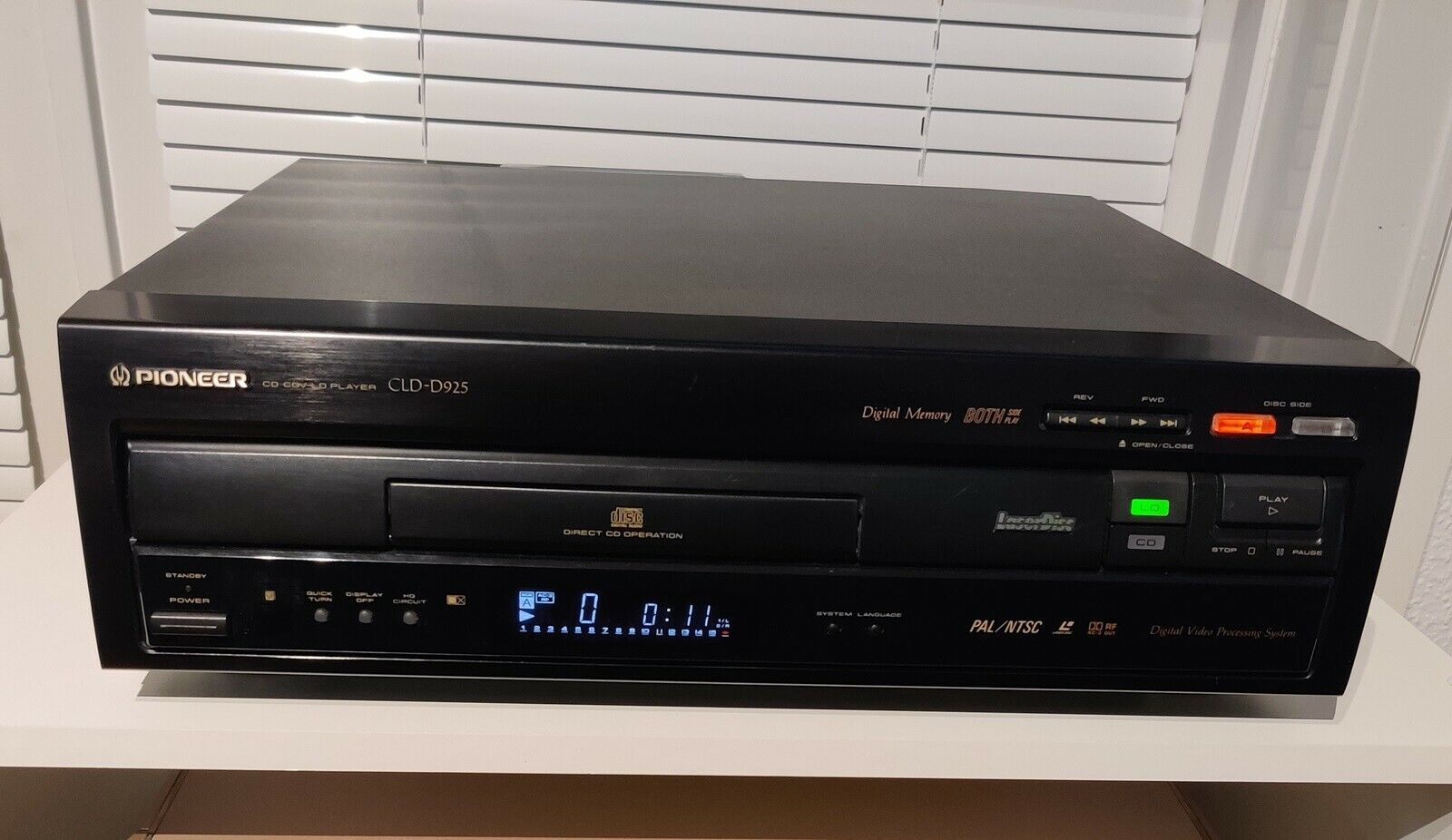 LaserDisc Database - Hardware - Pioneer - CLD-D925